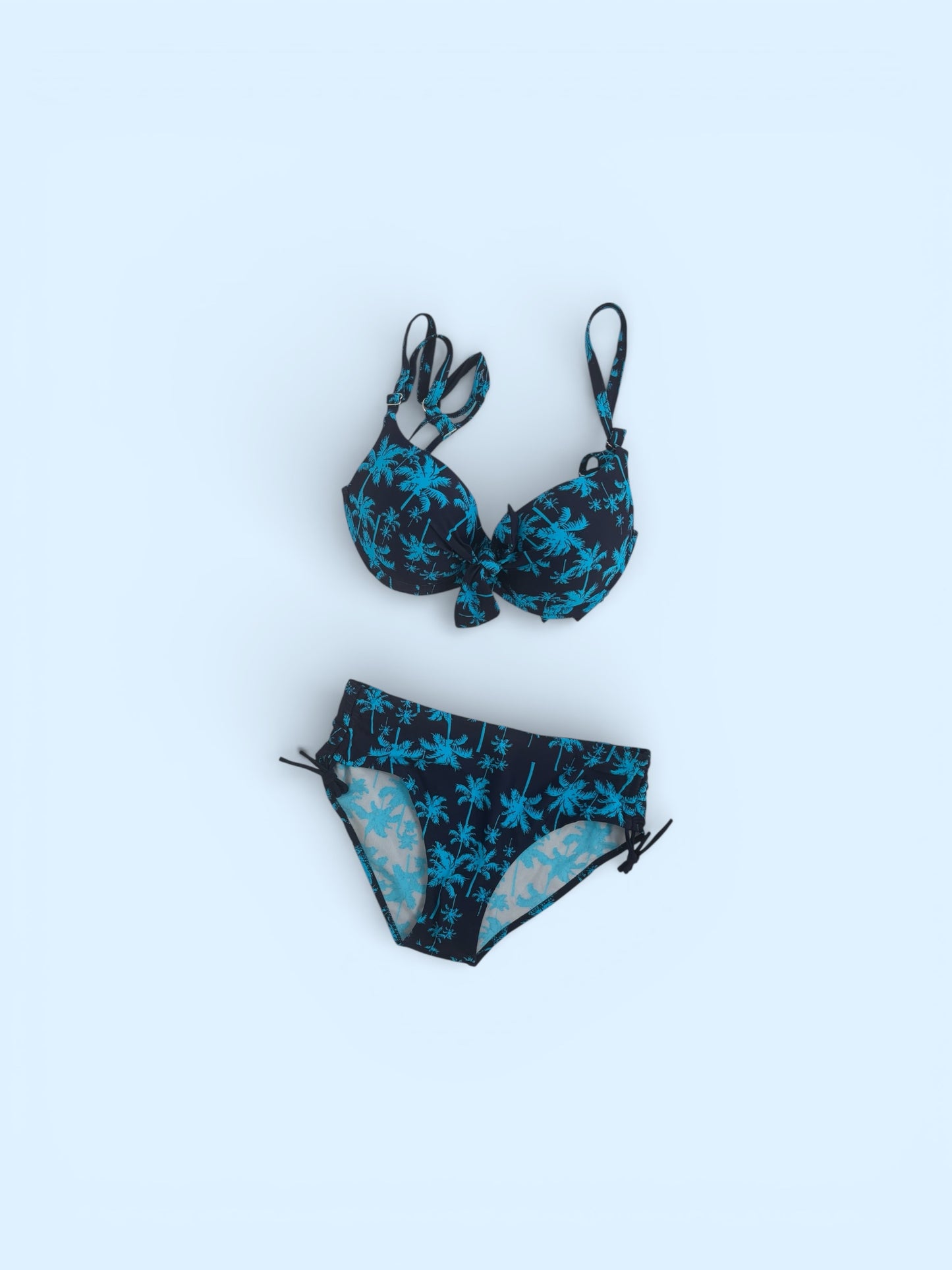 Tropical Palm Print Underwire Bikini Set – Adjustable Strap Swimwear