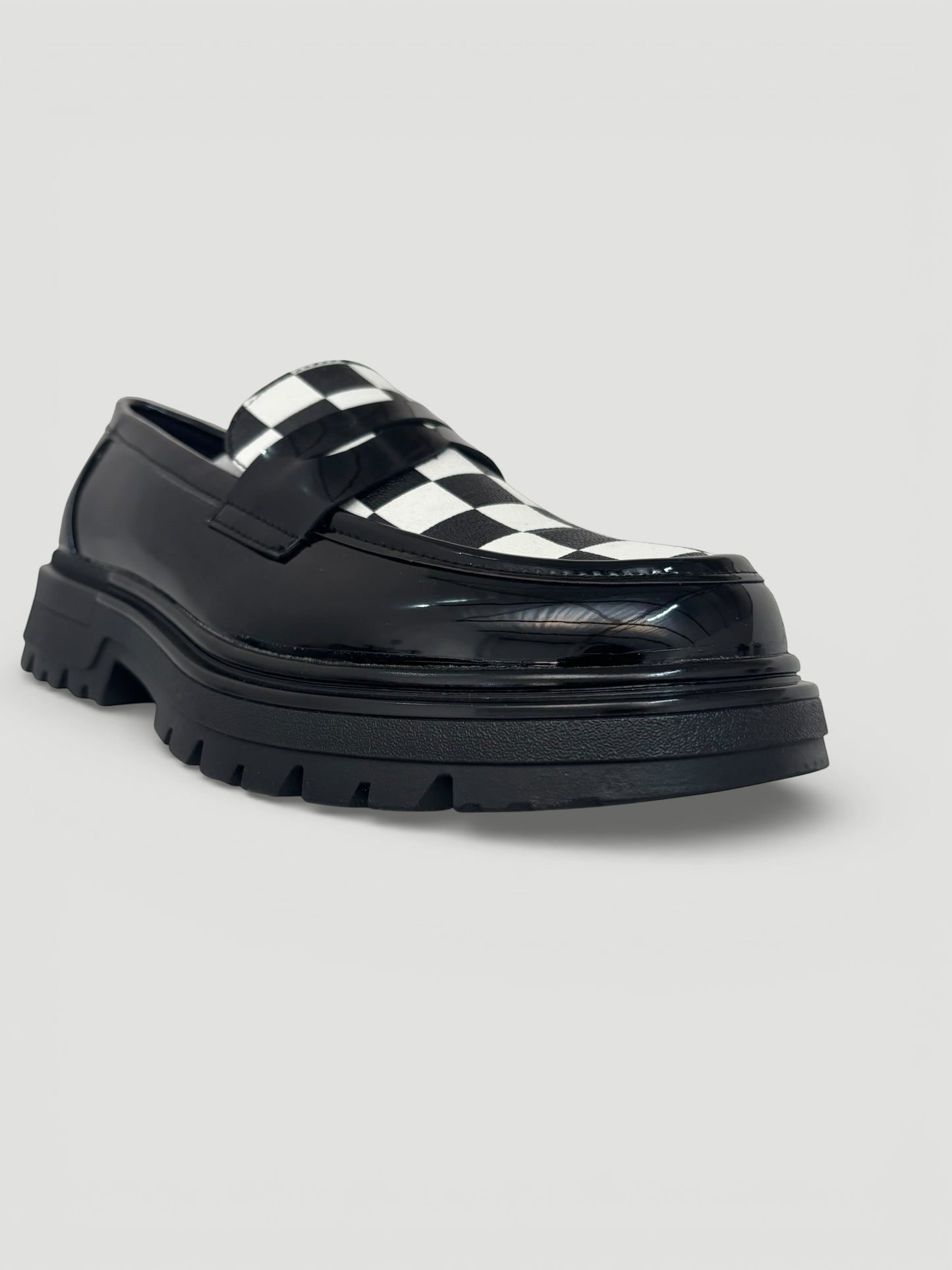 Black & White Patchwork Soft & Comfortable PU Leather Round Toe Platform Loafers